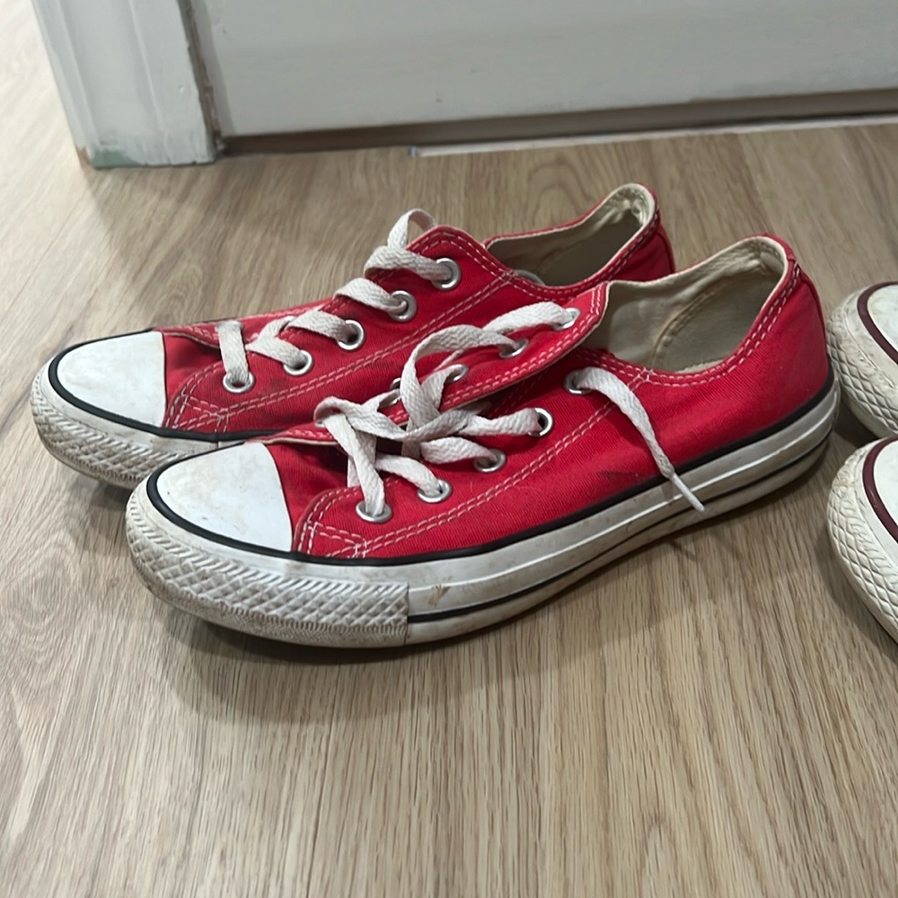 2 pair Converse All Star